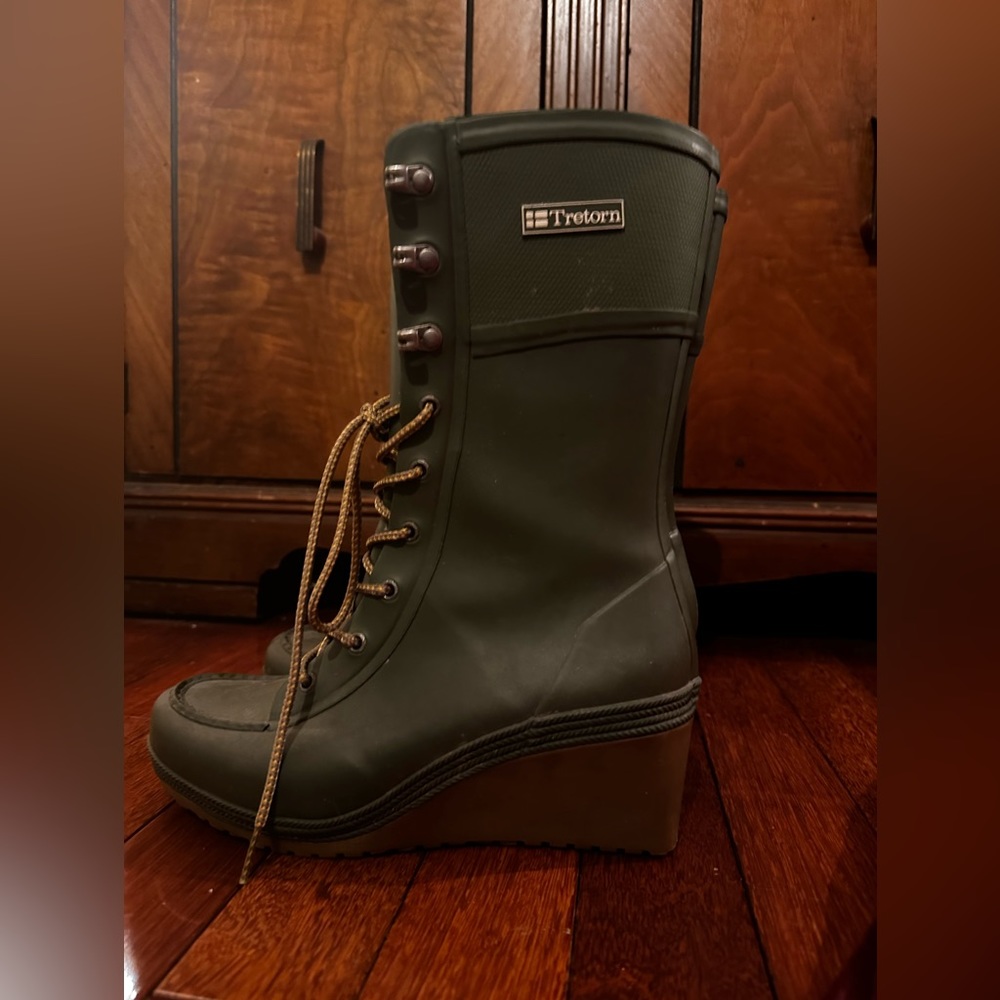 Tretorn - size 8 lined rubber boots